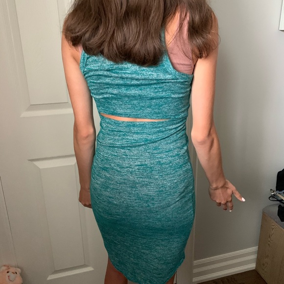 Aritzia Wilfred Free Yasmin Dress in Teal 🐬 - Picture 3 of 8